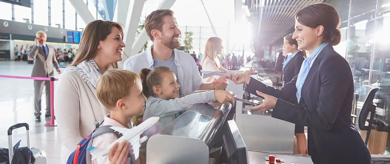 Chic Chauffeur Services Airport Transfers Hero, Family friendly airport transfer services