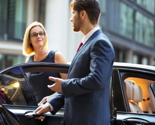 Chauffeur Services vs. Traditional Taxi